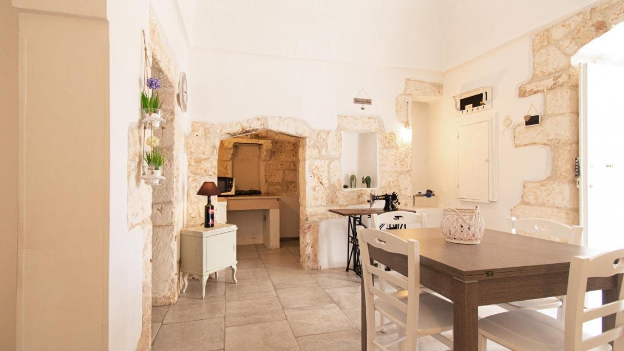 Ferienwohnung Casetta Vicolo Ennio By Typney Ostuni Exterior foto