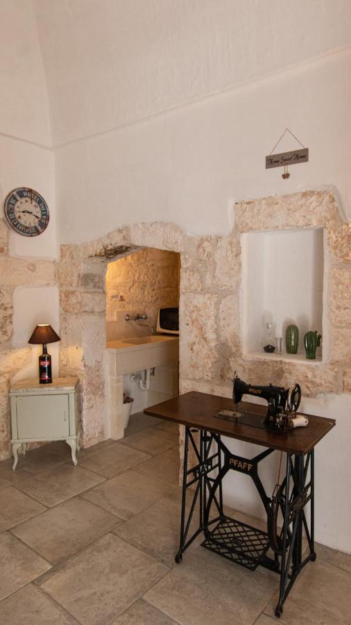 Ferienwohnung Casetta Vicolo Ennio By Typney Ostuni Exterior foto
